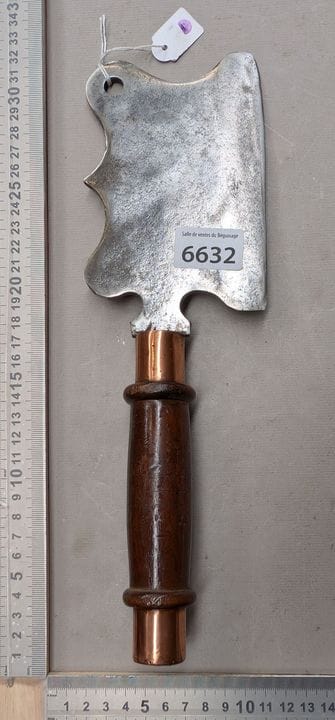 Ancien hachoir couperet acier laiton manche en boi