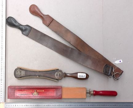 4 affiloir en cuir pour le barbier - Dimensions et