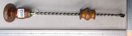 1 ancien tournevis cliquet spirale - Dimensions et