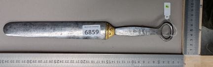 Ancien fusil aiguiseur de boucher manche en acier 