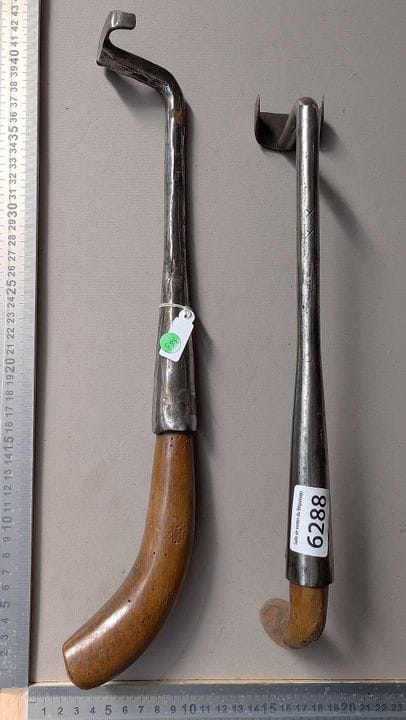 2 outils de sabotier (boutoir) - Dimensions et éta