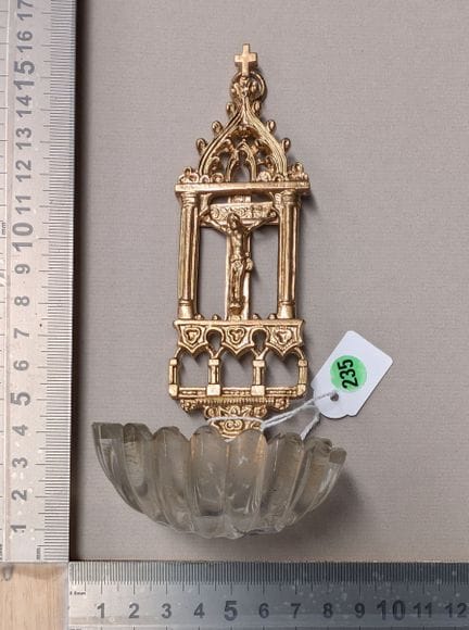 1 bénitier en verre en bronze - Dimensions et état