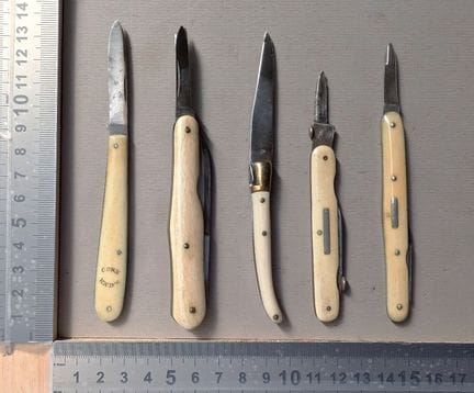 5 couteaux anciens - Dimensions et état voir photo