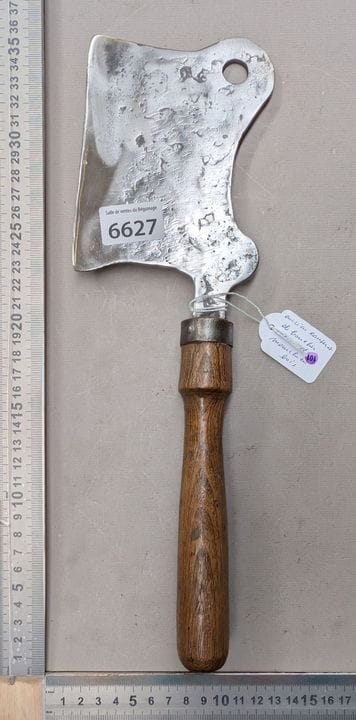 Ancien hachoir couperet acier manche en bois - Dim