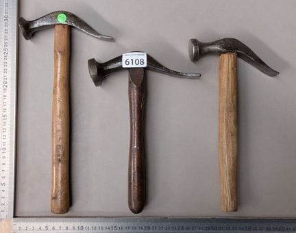 3 anciens marteaux de cordonnier - Dimensions et é