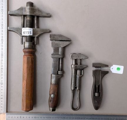4 clés à molettes - Dimensions et état voir photos
