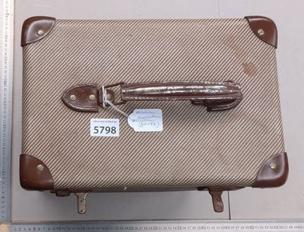 Proyector antiguo  - Dimensiones y estado: ver fot