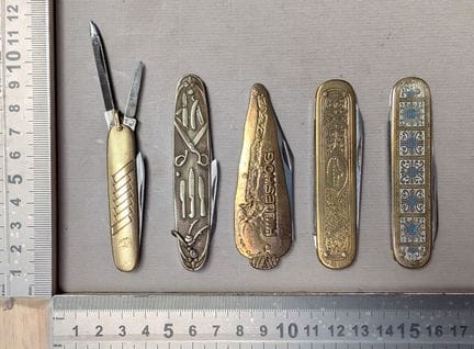 5 couteaux anciens - Dimensions et état voir photo