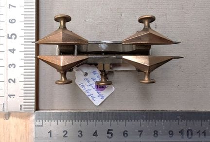 1 compas d'horloger en bronze - Dimensions et état