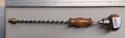 1 ancien tournevis cliquet spirale - Dimensions et