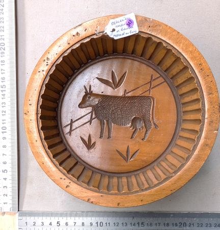 1 ancien moule à beurre (1 vache) - Dimensions et 