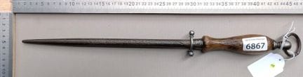 Ancien fusil aiguiseur de boucher manche en bois X