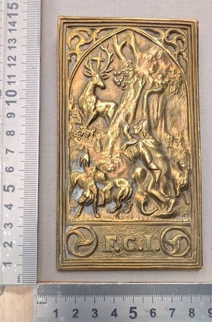 1 belle plaque de St Hubert en bronze - Dimensions