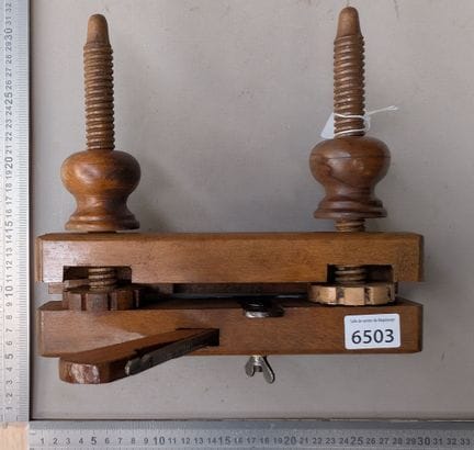 1 ancien bouvet  - Dimensions et état voir photos