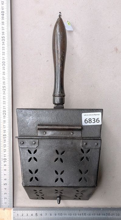Porte feu pour le transport des braises XVIIIème -