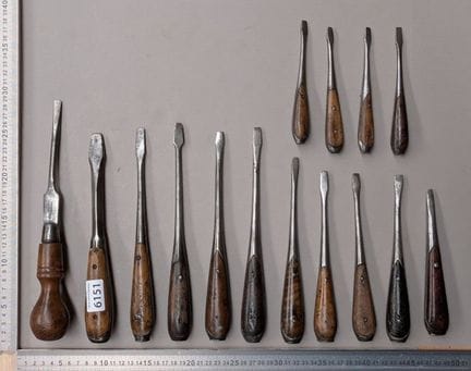15 tournes vis ancien belles pièces - Dimensions e