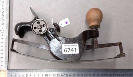 1 très ancien rabot métallique - Dimensions et éta
