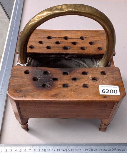 Ancienne chaufferette en bois - Dimensions et état