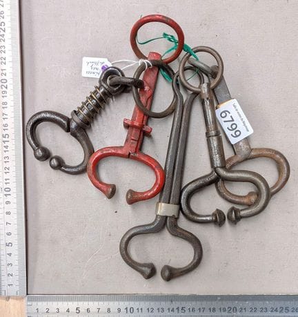 5 pinces nez différents - Dimensions et état voir 