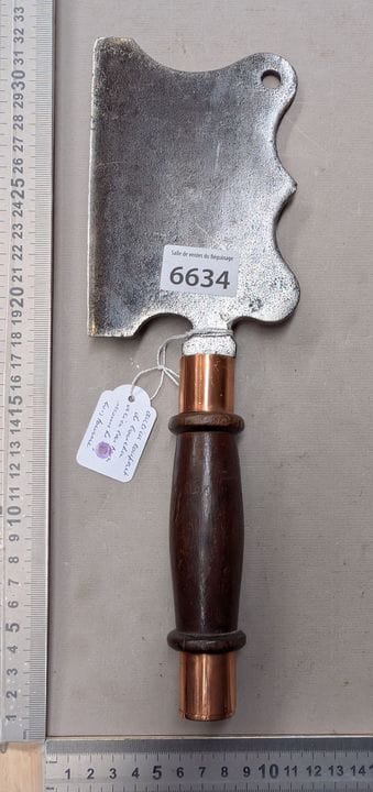 Ancien hachoir couperet acier laiton manche en boi