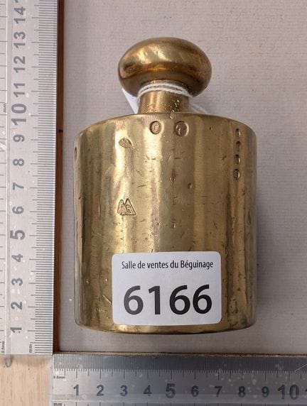 1 ancien poids 2 kg en cuivre - Dimensions et état