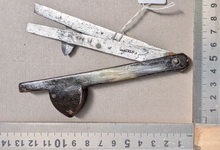 1 ancienne flamme de vétérinaire corne 2 lames - D