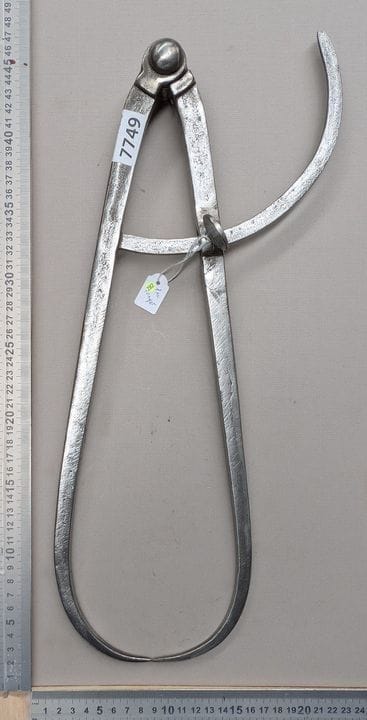 Ancien compas d'épaisseur XVIIIème 1kg200 - Dimens