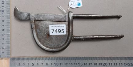 1 ancien coupe bétel XVIIIème fer forgé - Dimensio