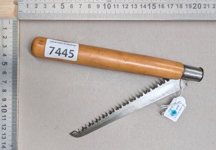 1 ancienne petite scie pliante 32 DUMAS AINE - Dim
