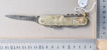 Ancien couteau métallique JEAN JAURES 1859 - 1914 