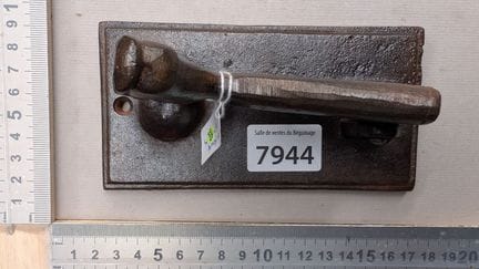 Rare très ancien heurtoir de porte - Dimensions et