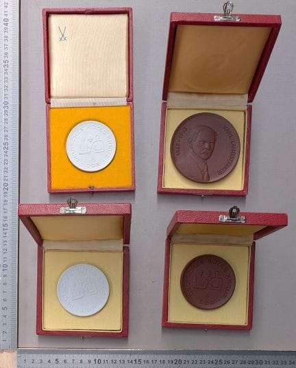 1 lot témoignage croix rouge - Dimensions et état 