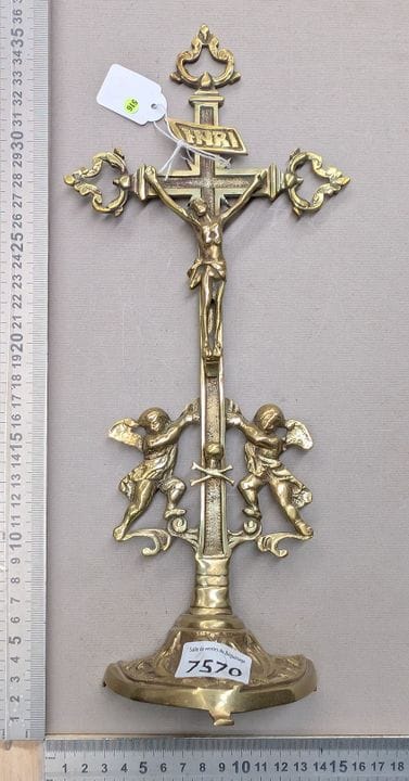 Ancienne croix crucifix en bronze - Dimensions et 
