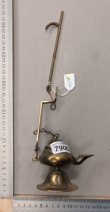 Ancienne petite lampe à huile en bronze - Dimensio