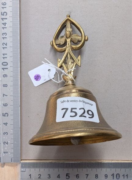 1个精美的小青铜铃铛——尺寸和状况请参见照片