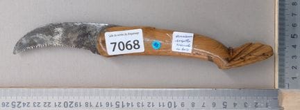 Serpette ancienne avec manche en bois (pliante) - 