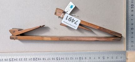 1 compas de cordonnier en bois - Dimensions et éta
