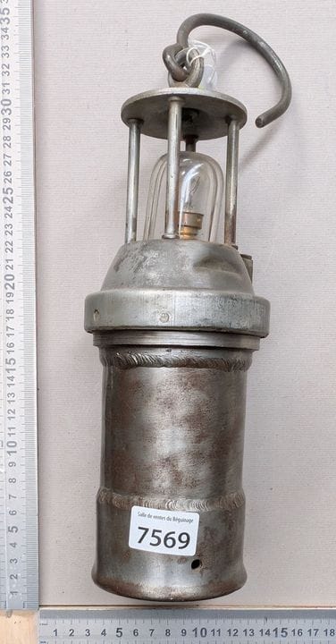 1 lampe de mineur - Dimensions et état voir photos