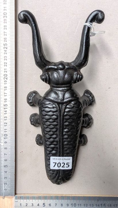 1 ancien tir botte décor abeille - Dimensions et é