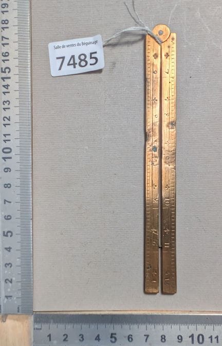 1 pieds de Roi en laiton XVIIIème - Dimensions et 