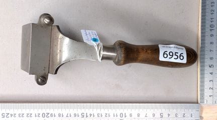 Fer à repasser avec son lingot XIXème - Dimensions