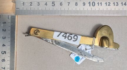 1 flamme de vétérinaire 4 lames + laiton - Dimensi