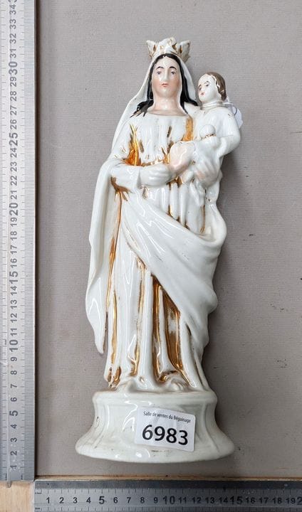 La Vierge et l'Enfant - Dimensions et état voir ph
