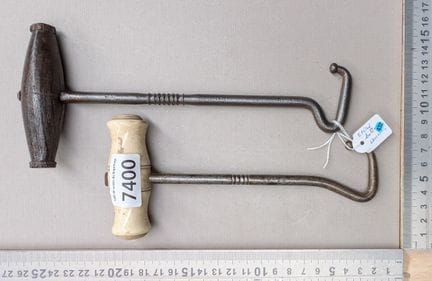 2 tir bottes anciens - Dimensions et état voir pho