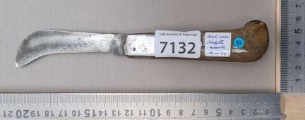 5 serpettes anciennes avec manche en corne (pliant