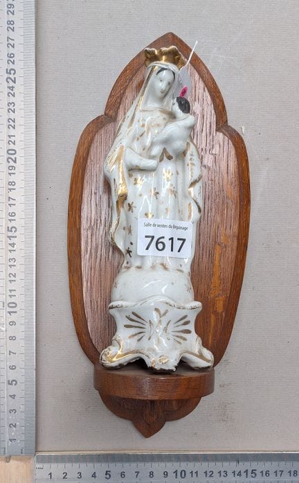 1 vierge et l'enfant sur socle en bois - Dimension