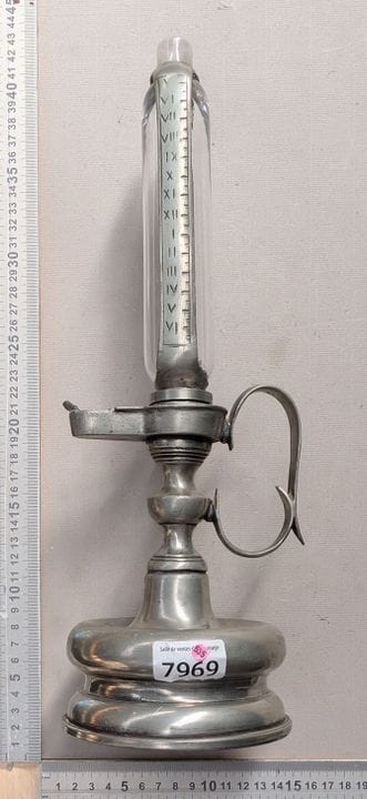rare lampe élepryare à huile en étain - Dimensions