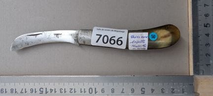 Serpette ancienne avec manche en corne (pliante) -