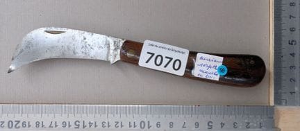 Serpette ancienne avec manche en bois (pliante) - 