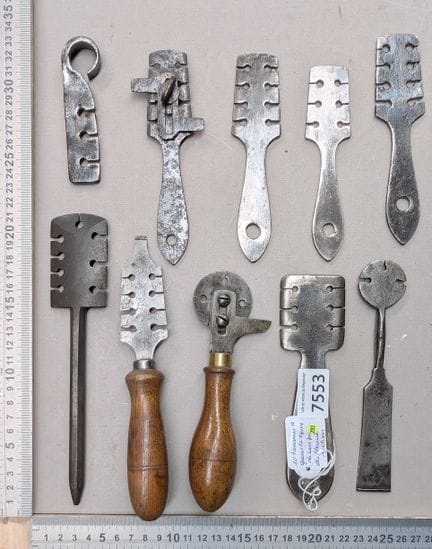 10 tournes à gauche pour différents métiers XVIIIè